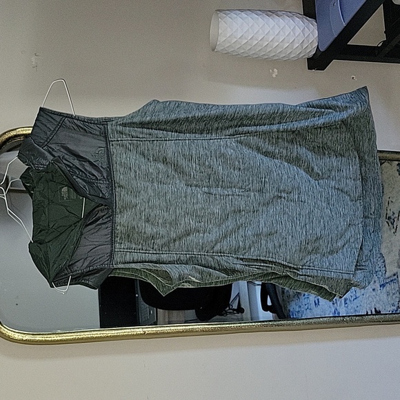 The North Face Flashdry Hooded Pullover Vest large - Picture 1 of 8